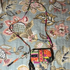 Hand bag or over the shoulder Vera Bradley bag